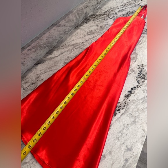 Gracie Bishop Red satin chemise nightgown Sz M - Picture 5 of 6